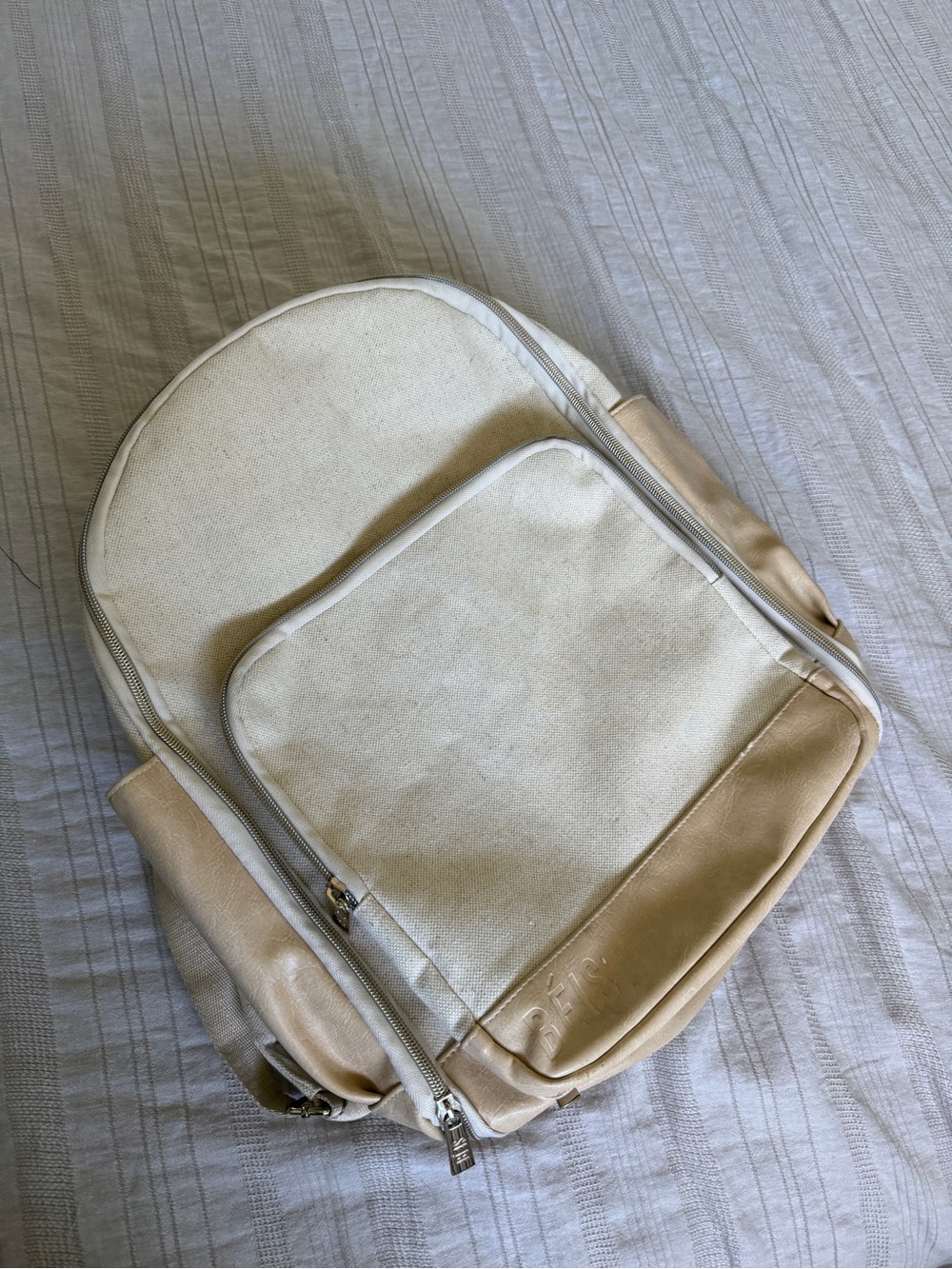 Béis The Travel Backpack Beige